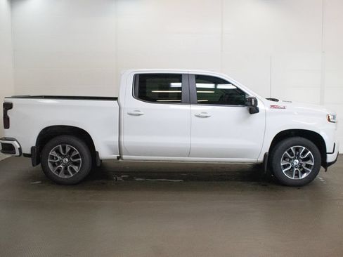Used 2020 Chevrolet Silverado 1500 RST AWD/4WD image 3