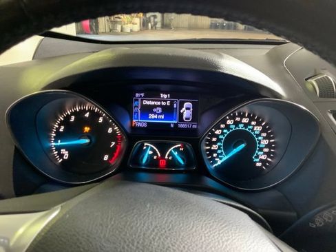 Used 2013 Ford Escape Titanium AWD/4WD image 16