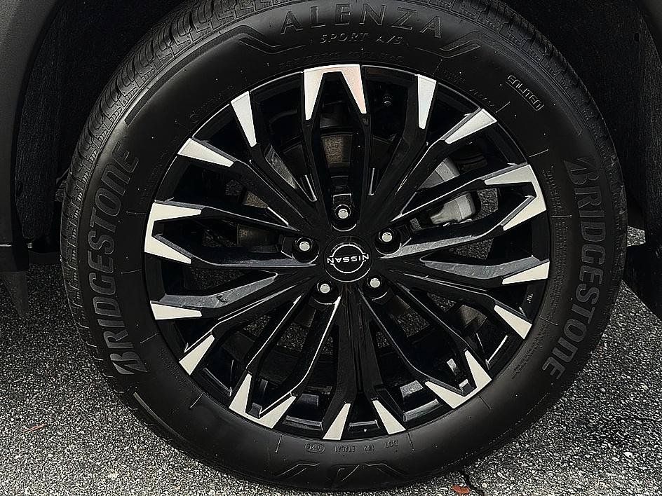 Used 2026 Nissan Rogue Dark Armor FWD image 7