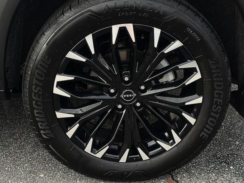 Used 2026 Nissan Rogue Dark Armor FWD image 7