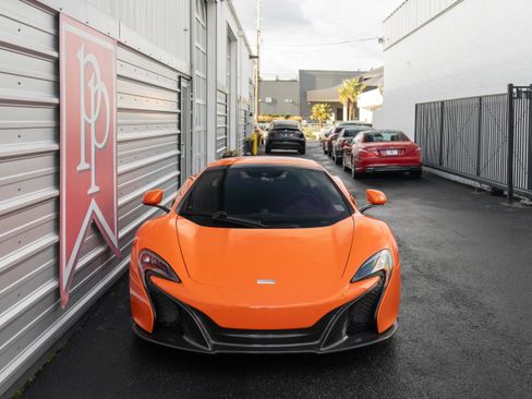 Used 2015 McLaren 650S Spider image 44