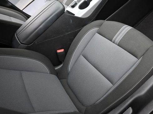 Used 2025 Chevrolet Blazer LT FWD image 31