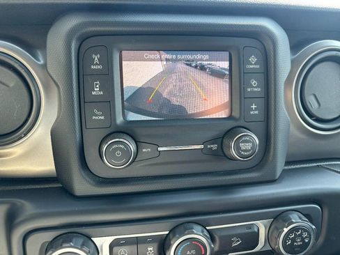 Used 2020 Jeep Wrangler Unlimited Sport S AWD/4WD image 24