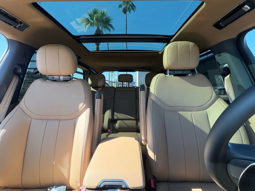 New 2027 Land Rover Range Rover SE AWD/4WD image 7
