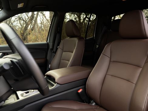 Used 2025 Honda Ridgeline RTL+ image 17