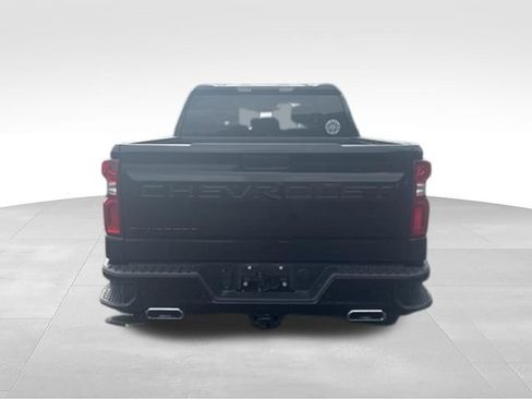 Used 2022 Chevrolet Silverado 1500 LT Trail Boss w/ Safety Package AWD/4WD image 3