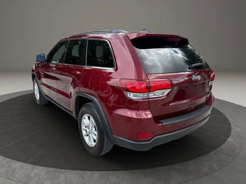 Used 2020 Jeep Grand Cherokee Laredo RWD image 3