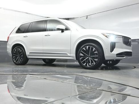Used 2026 Volvo XC90 T8 Ultra w/ Protection Package Premier AWD/4WD image 41