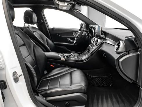 Used 2018 Mercedes-Benz C 300 Sedan w/ Multimedia Package image 37