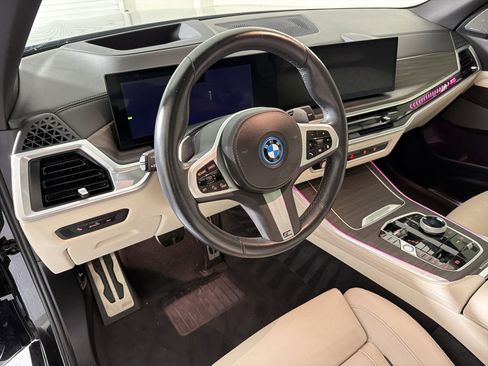 Certified 2024 BMW X5 xDrive50e w/ Executive Package AWD/4WD image 3