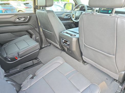 Used 2024 Chevrolet Tahoe RST w/ Luxury Package AWD/4WD image 11