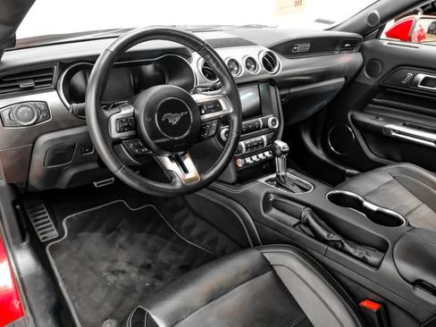 Used 2020 Ford Mustang GT Premium w/ GT Performance Package RWD image 3