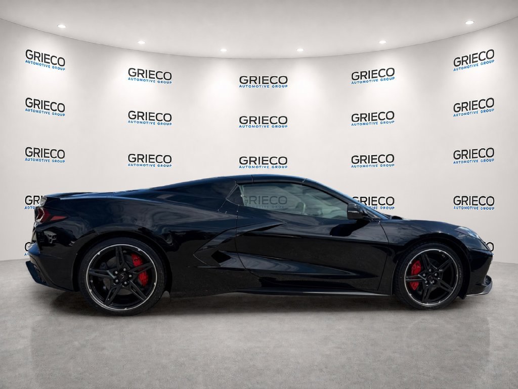Used 2024 Chevrolet Corvette Stingray Preferred Conv w/ Stealth Interior Trim Package RWD image 8