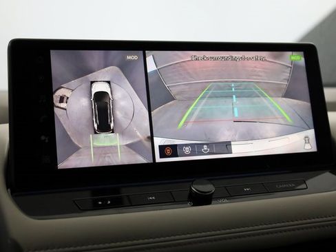 Certified 2025 Nissan Rogue SL image 17