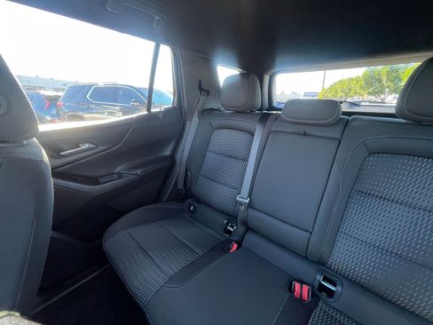 Used 2025 Chevrolet Equinox LT image 39