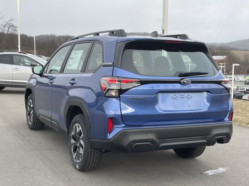 Used 2026 Subaru Forester Premium AWD/4WD image 4