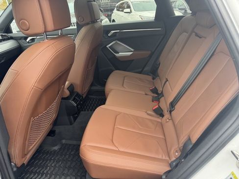 Certified 2025 Audi Q3 2.0T Premium w/ Convenience Package image 36