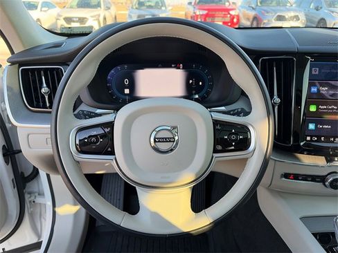 Used 2025 Volvo XC60 B5 Ultra w/ Protection Package Premier image 29