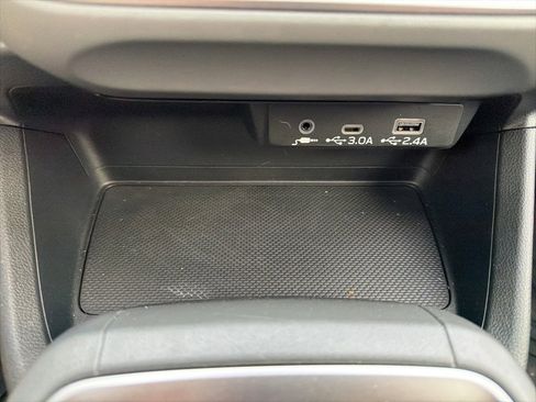 Certified 2025 Subaru Crosstrek 2.0i Premium image 35