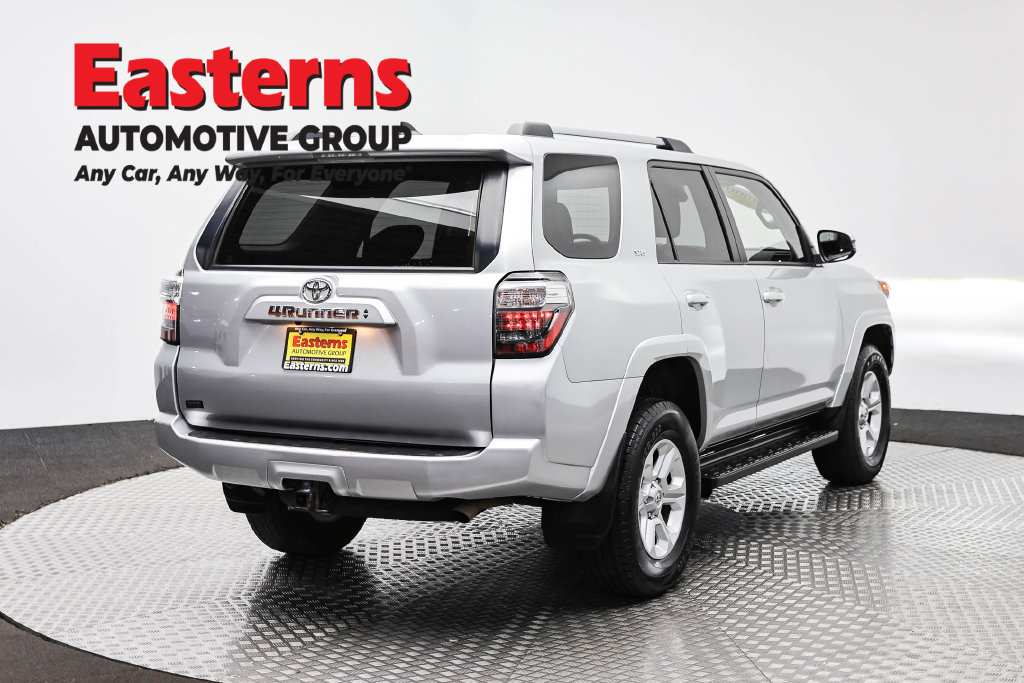 Used 2024 Toyota 4Runner SR5 AWD/4WD image 6