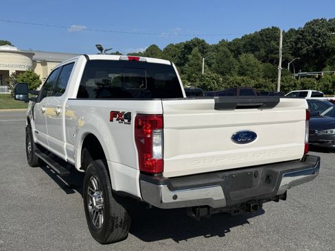 Used 2017 Ford F250 Lariat w/ Lariat Ultimate Package image 10