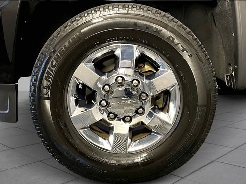 Used 2019 GMC Sierra 3500 Denali w/ Duramax Plus Package image 11