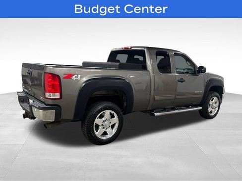 Used 2013 GMC Sierra 2500 SLE w/ SLE Preferred Package AWD/4WD image 8