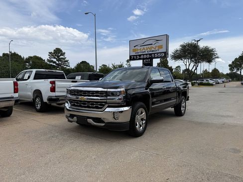 Used 2017 Chevrolet Silverado 1500 LTZ w/ Texas Edition RWD image 43