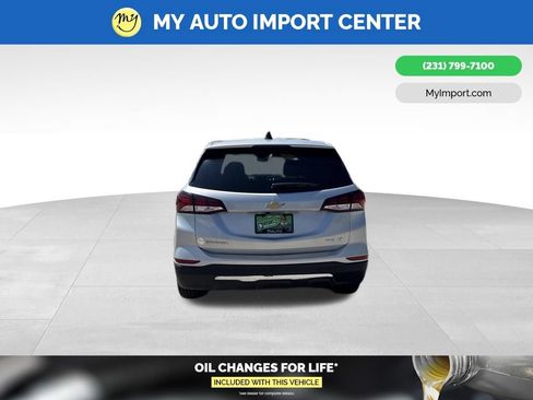 Used 2022 Chevrolet Equinox LT w/ Driver Convenience Package AWD/4WD image 6