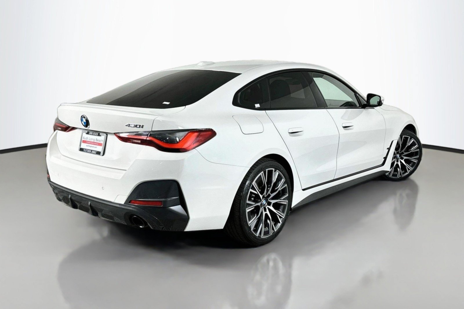 Used 2022 BMW 430i Gran Coupe w/ M Sport Package RWD image 14