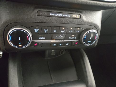 Used 2024 Ford Escape ST-Line AWD/4WD image 24