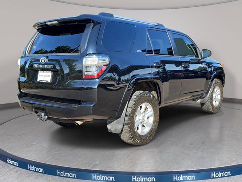 Used 2021 Toyota 4Runner SR5 AWD/4WD image 6