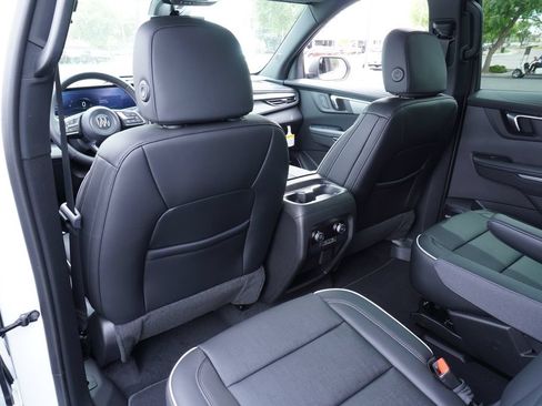 New 2026 Buick Enclave Preferred w/ Power Package FWD image 11