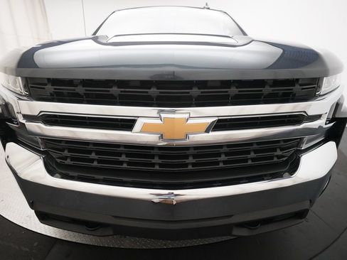 Used 2022 Chevrolet Silverado 1500 LT AWD/4WD image 21