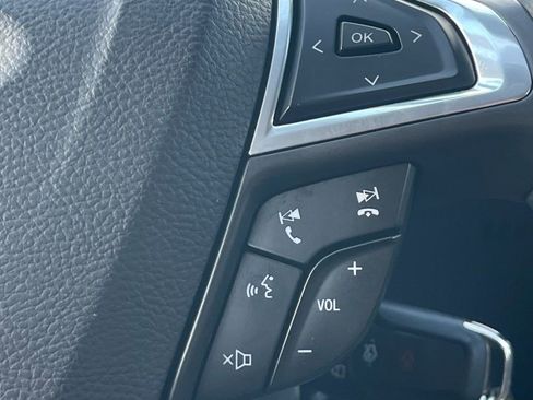 Used 2014 Ford Fusion SE w/ Equipment Group 201A image 24