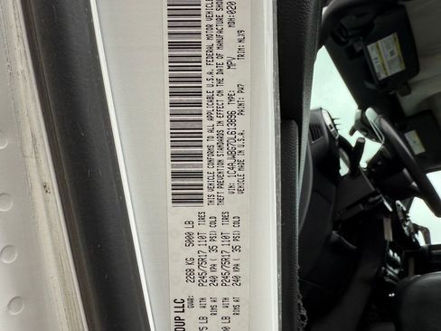 Used 2013 Jeep Wrangler Sahara image 20