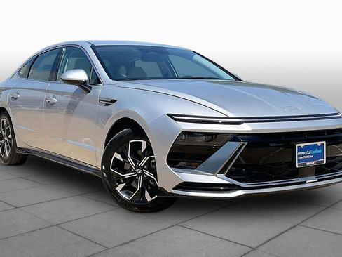 Certified 2025 Hyundai Sonata SEL FWD image 3