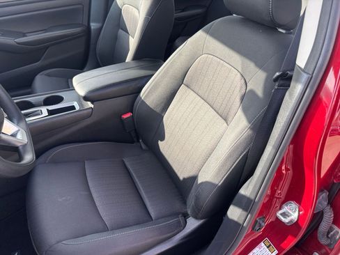 Used 2025 Nissan Altima 2.5 SV image 35