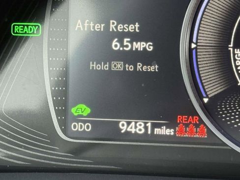 Used 2025 Lexus ES 300h w/ Premium Package image 31