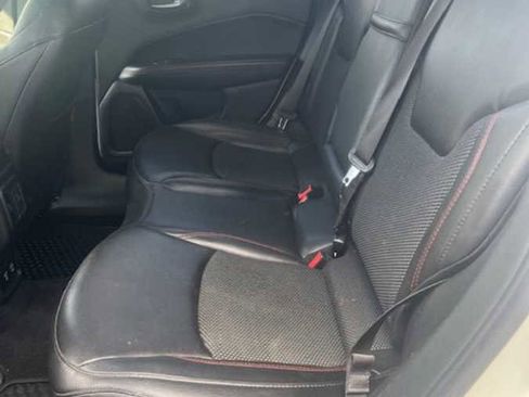 Used 2019 Jeep Compass Trailhawk w/ Cold Weather Group image 18