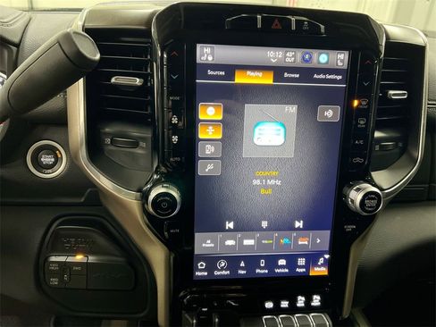 Used 2024 RAM 2500 Laramie image 14