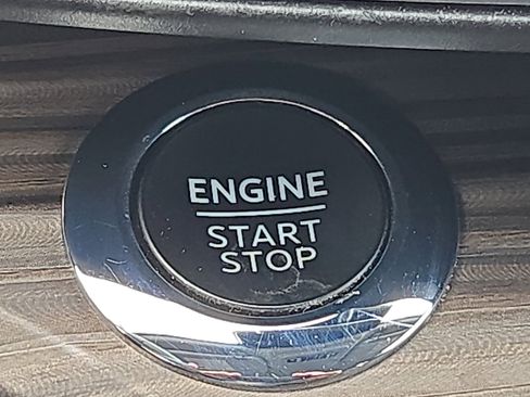 Certified 2023 Ford Explorer Limited w/ Limited Technology Package image 23