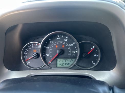 Used 2016 Toyota RAV4 LE image 9