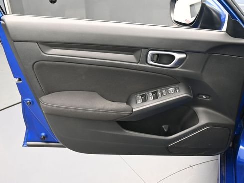 Used 2023 Honda Civic LX image 12