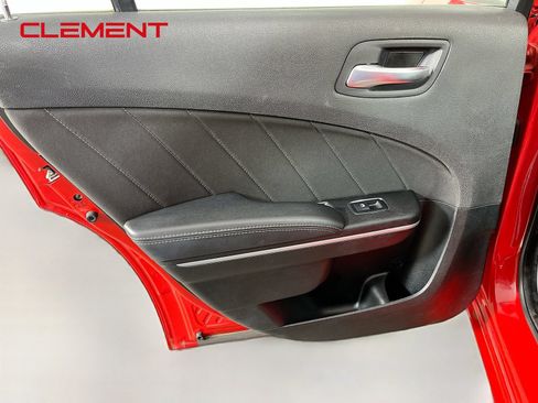 Used 2022 Dodge Charger SXT RWD image 29