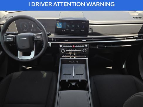 Certified 2025 Hyundai Santa Fe SE FWD image 11