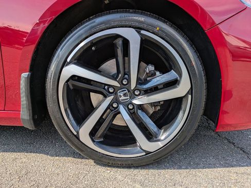 Used 2019 Honda Accord Sport image 12