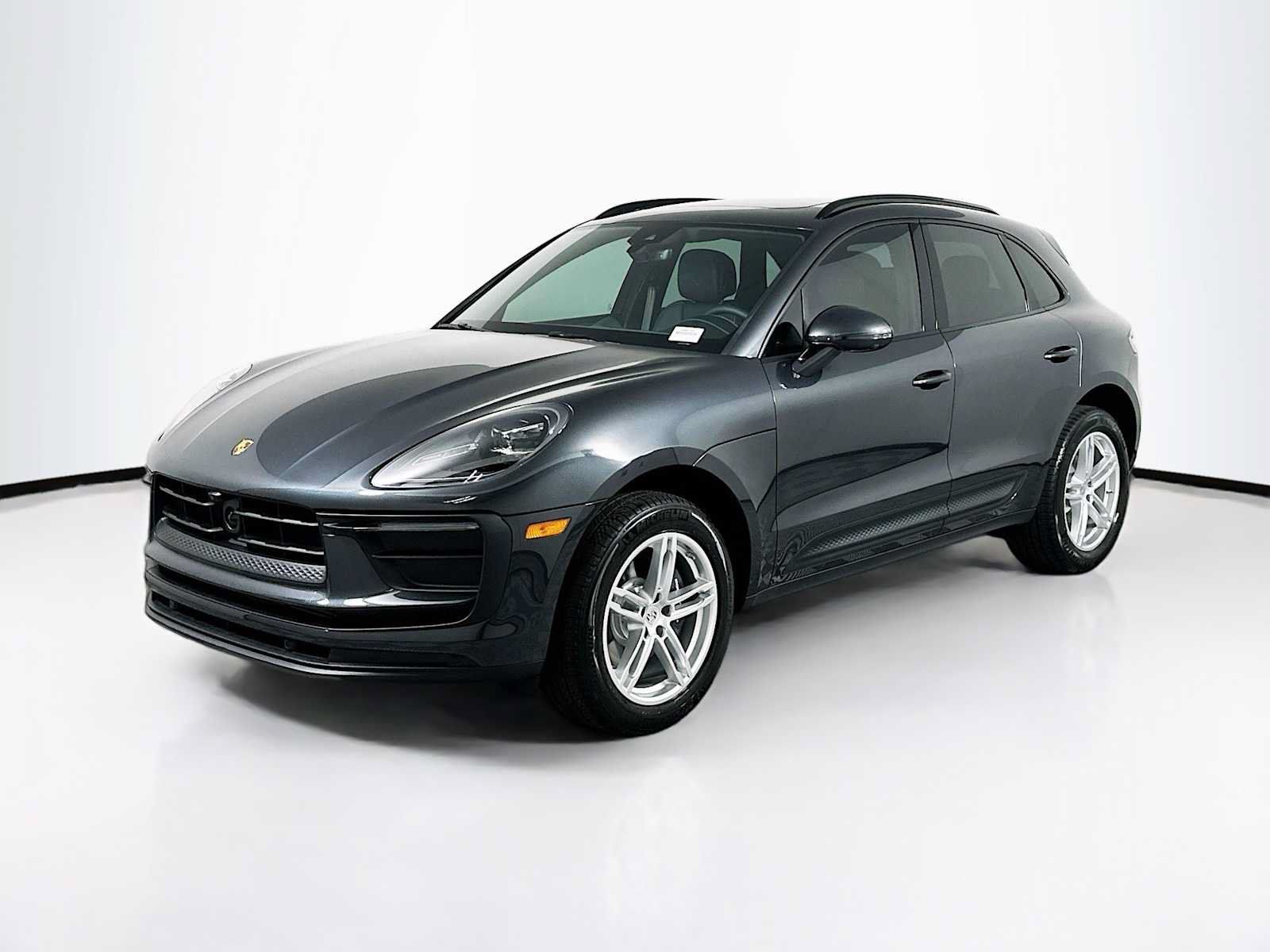 Used 2026 Porsche Macan AWD/4WD image 1