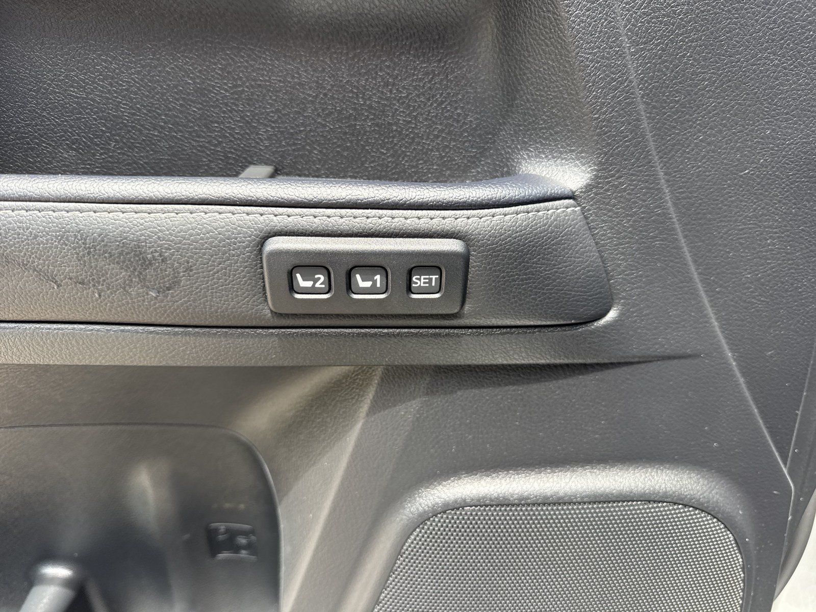 Used 2024 Toyota 4Runner Limited RWD image 13