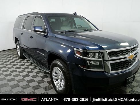 Used 2018 Chevrolet Suburban LT w/ Max Trailering Package image 28